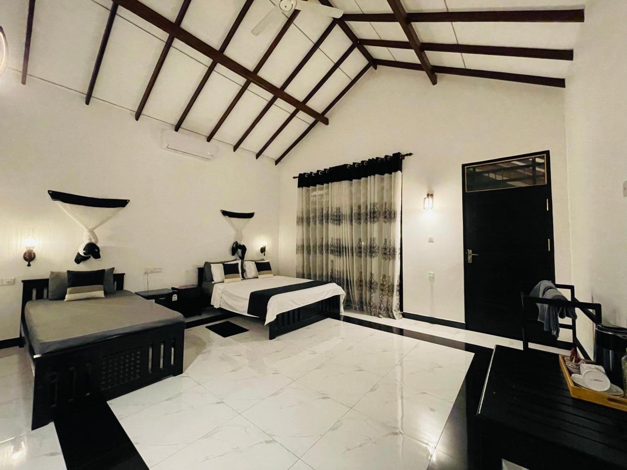 טיסמהרמה Yala Safari River View Hotel מראה חיצוני תמונה