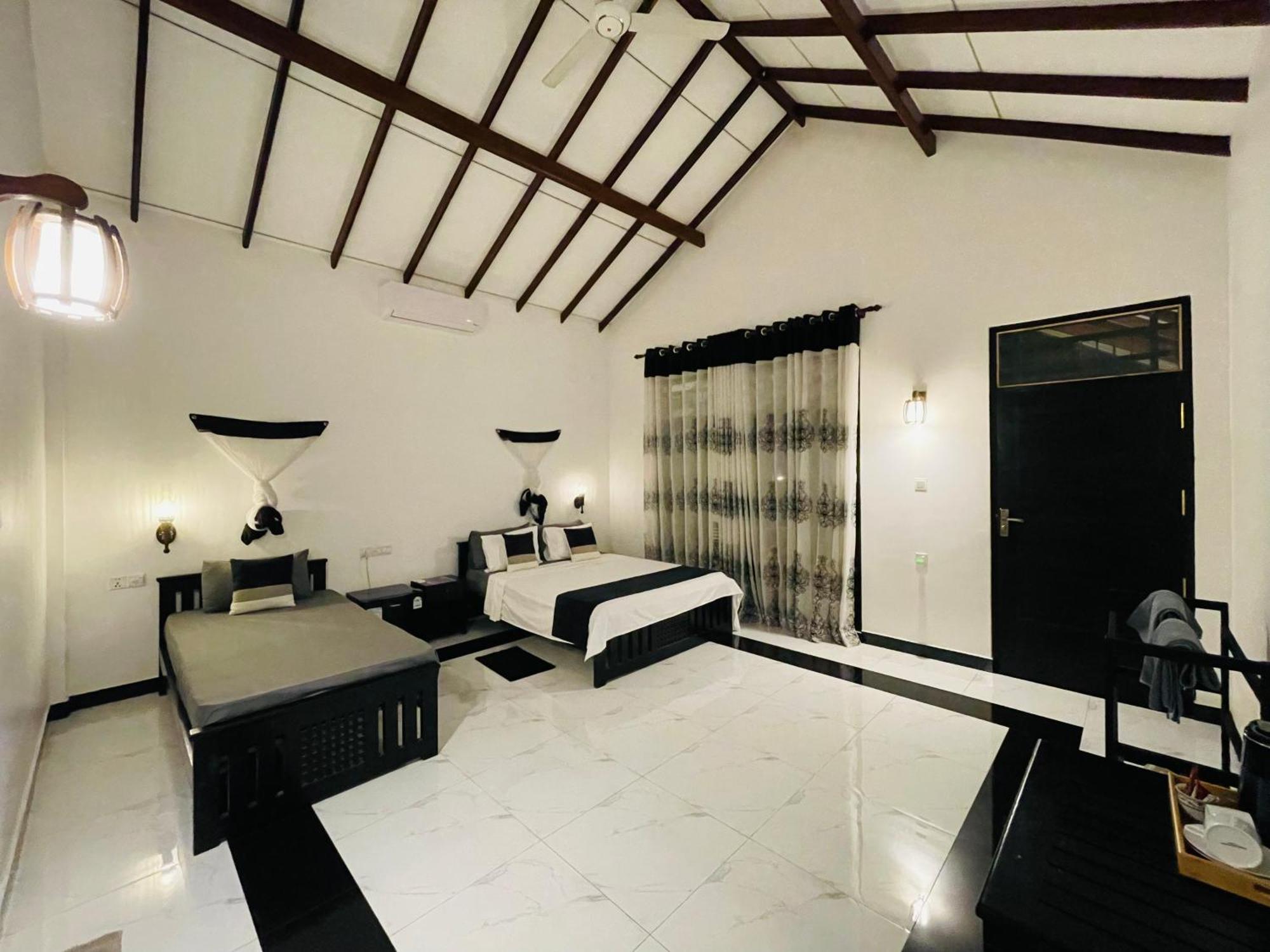טיסמהרמה Yala Safari River View Hotel מראה חיצוני תמונה
