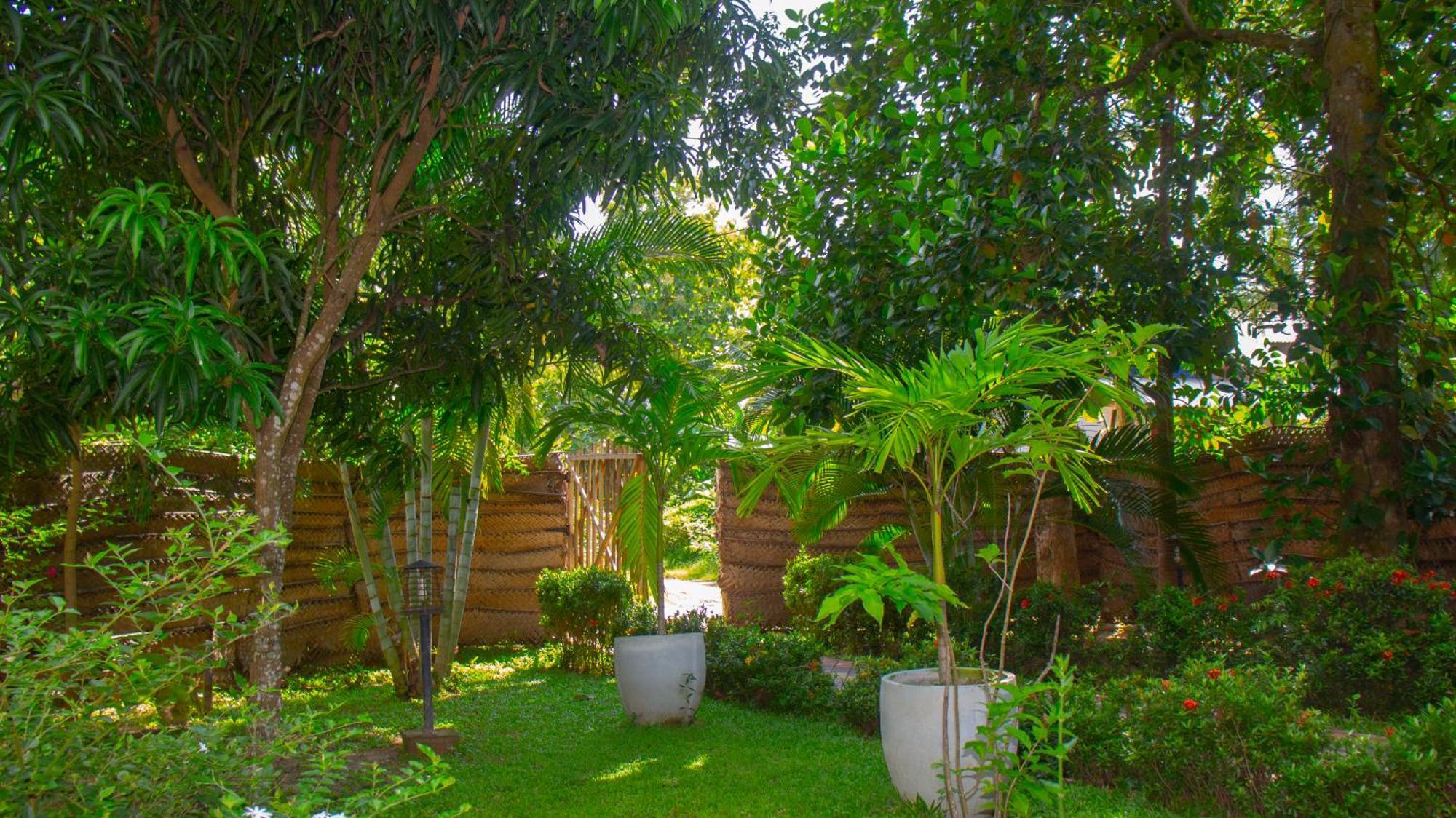 טיסמהרמה Yala Safari River View Hotel מראה חיצוני תמונה