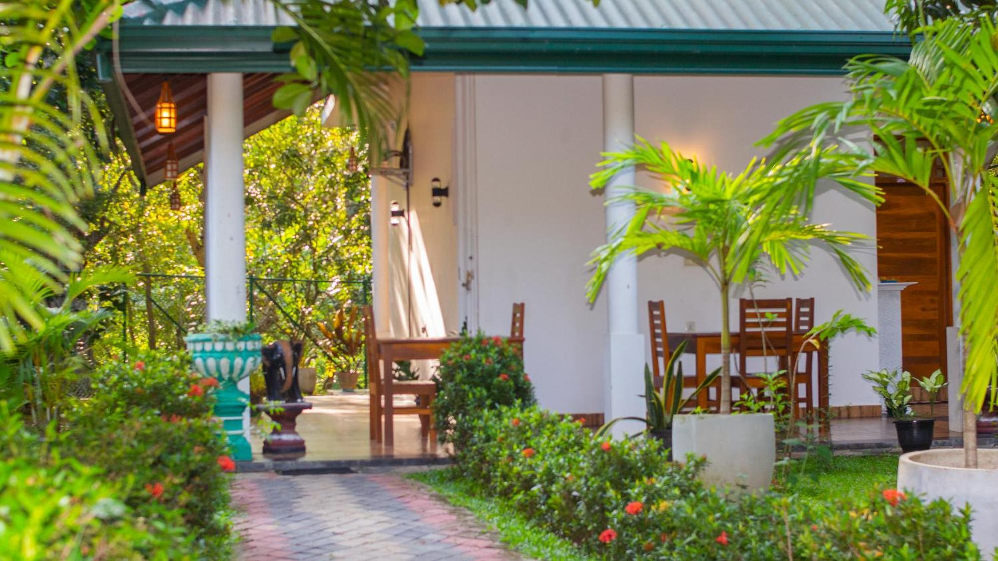 טיסמהרמה Yala Safari River View Hotel מראה חיצוני תמונה