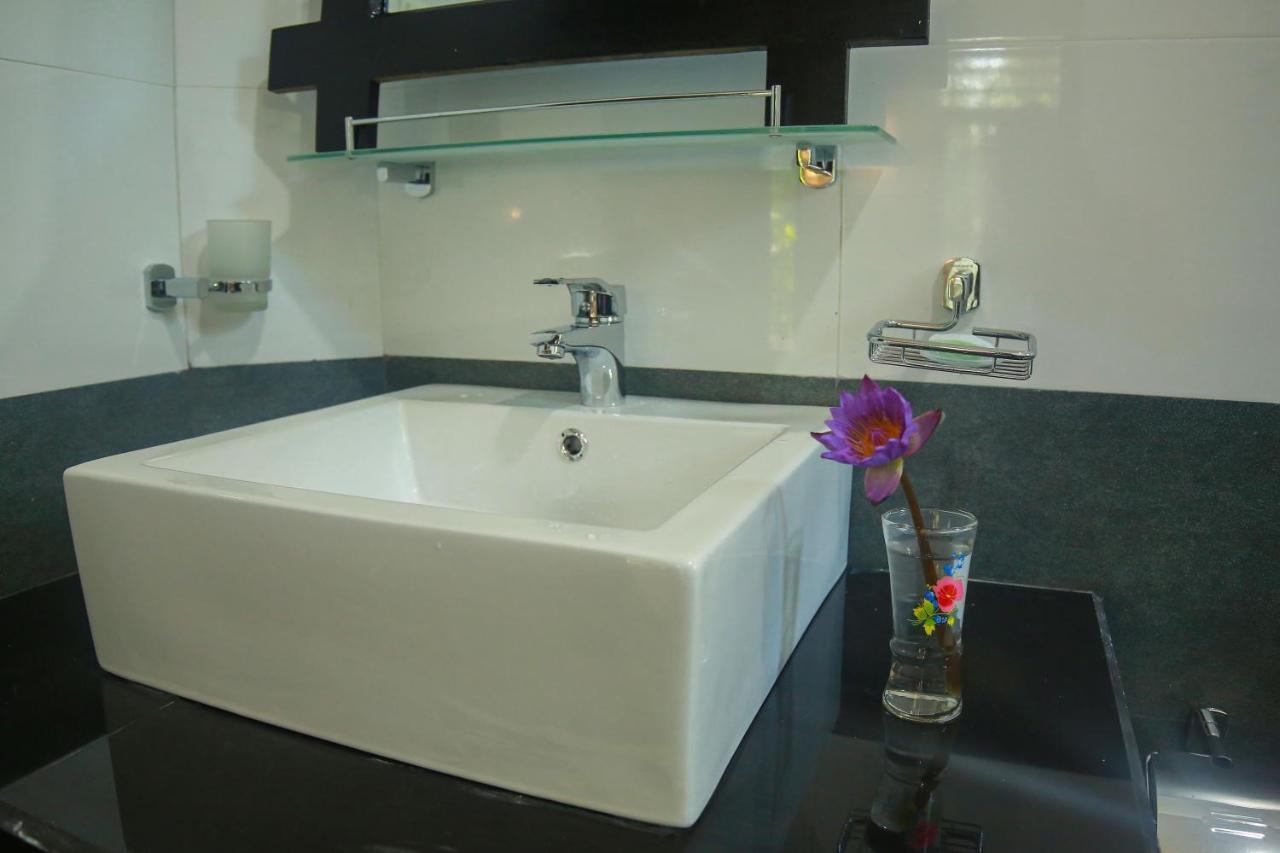 טיסמהרמה Yala Safari River View Hotel מראה חיצוני תמונה